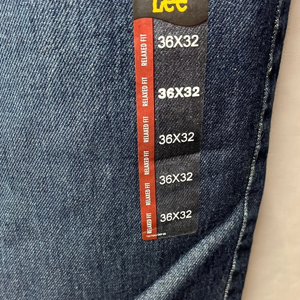 Lee Men's Deep Indigo Relaxed Jeans 2376